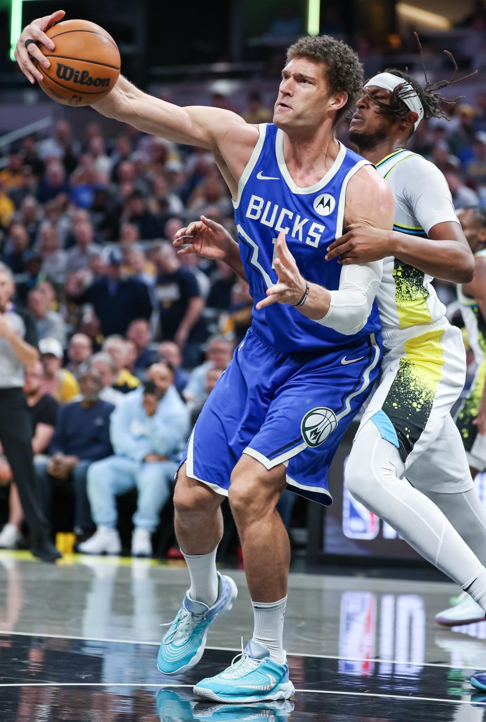 高出场背后 高出场背后