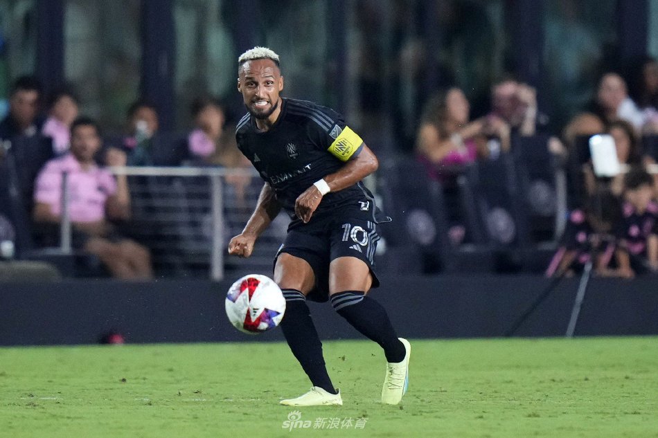 权并缴纳巨 权并缴纳巨