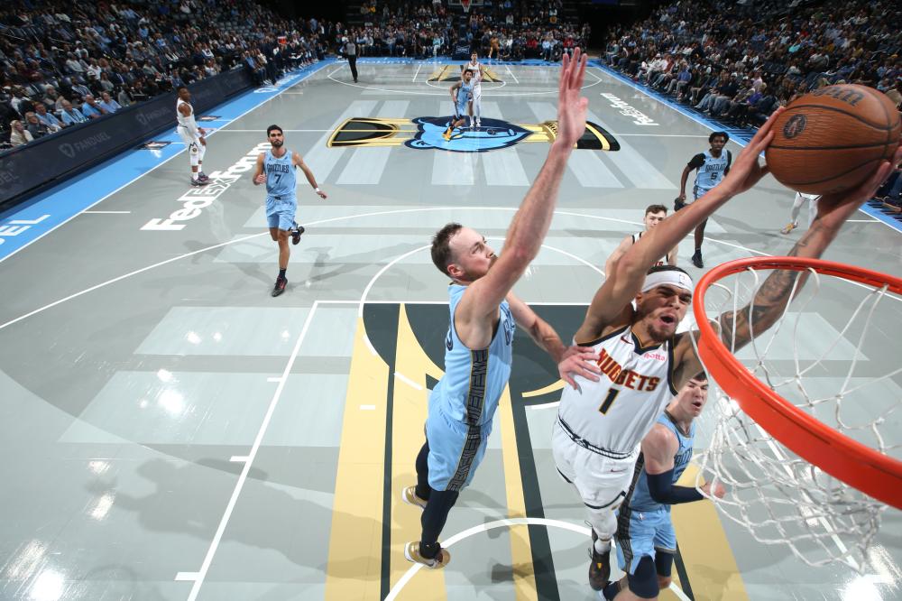 每个足球小 每个足球小